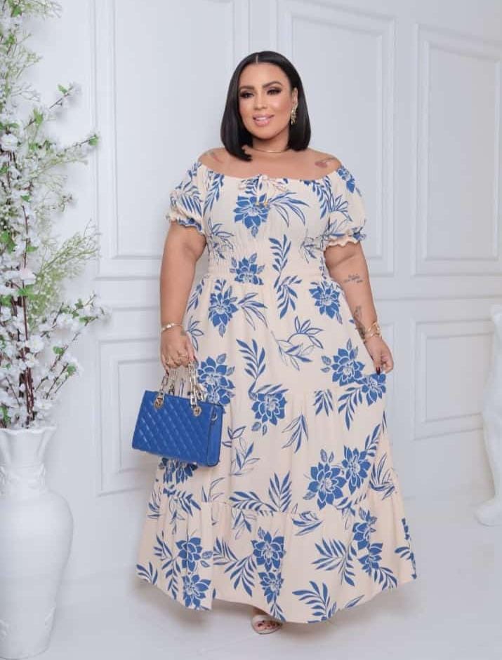 Vestido Longo Pluz Size Moda Evangélica  com elçastex ajustado ao corpo